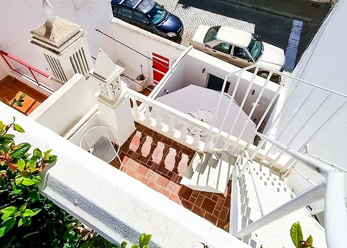 Flh Town House With Terrace & Rooftop شقة *